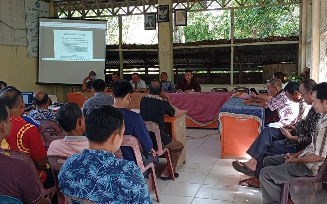 Pj. Kepala Desa Sanawuyu Menyelenggarakan Musyawarah Desa Khusus Pembentukan Koperasi Desa Merah Putih
